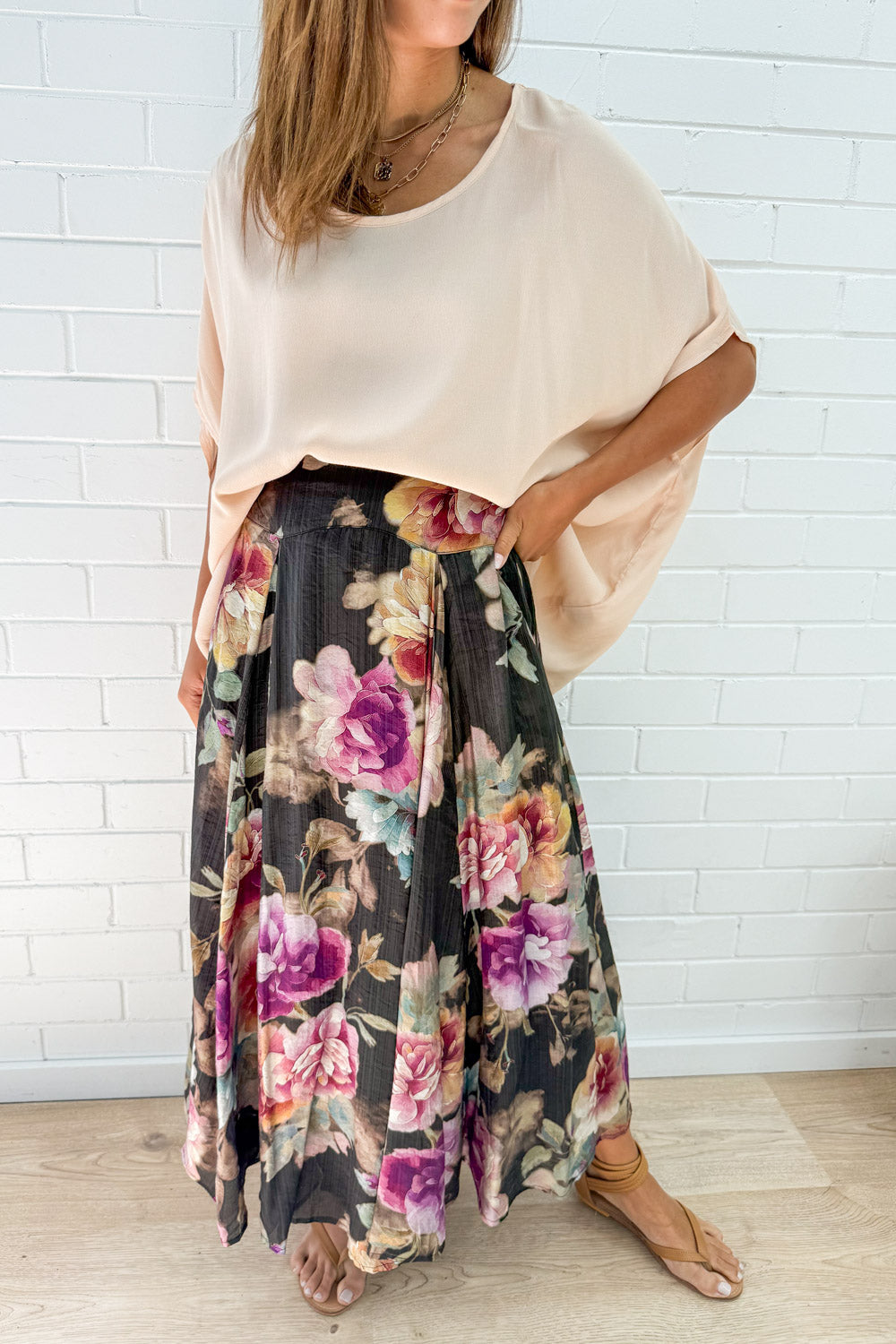 Sandra Maxi Skirt - Noir Bloom